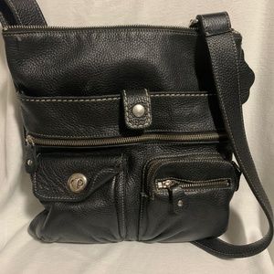 Roots Venetian Villager Cross Body Bag Black